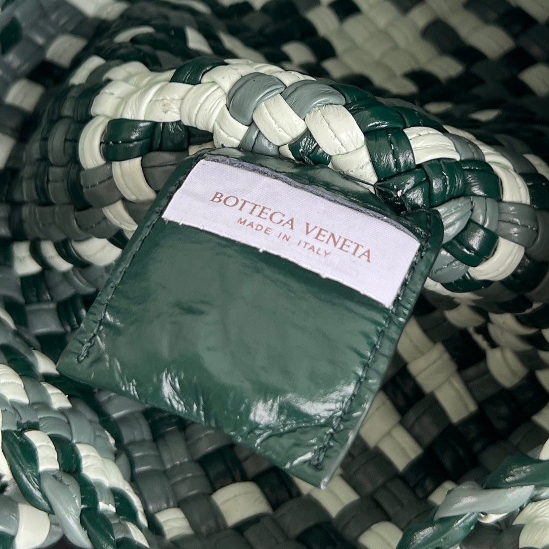 Bottega Veneta Mini Tosca Crossbody / Top-Handle Bag