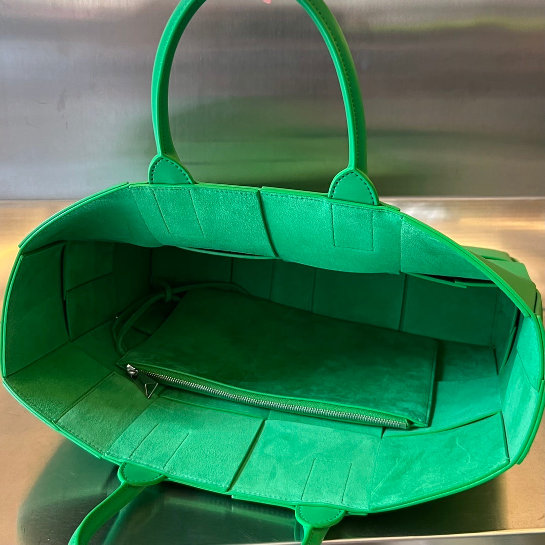 Bottega Veneta Arco Tote Handbag