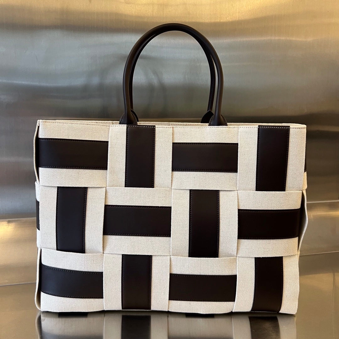 Bottega Veneta Panda Bi-Color Tote Bag