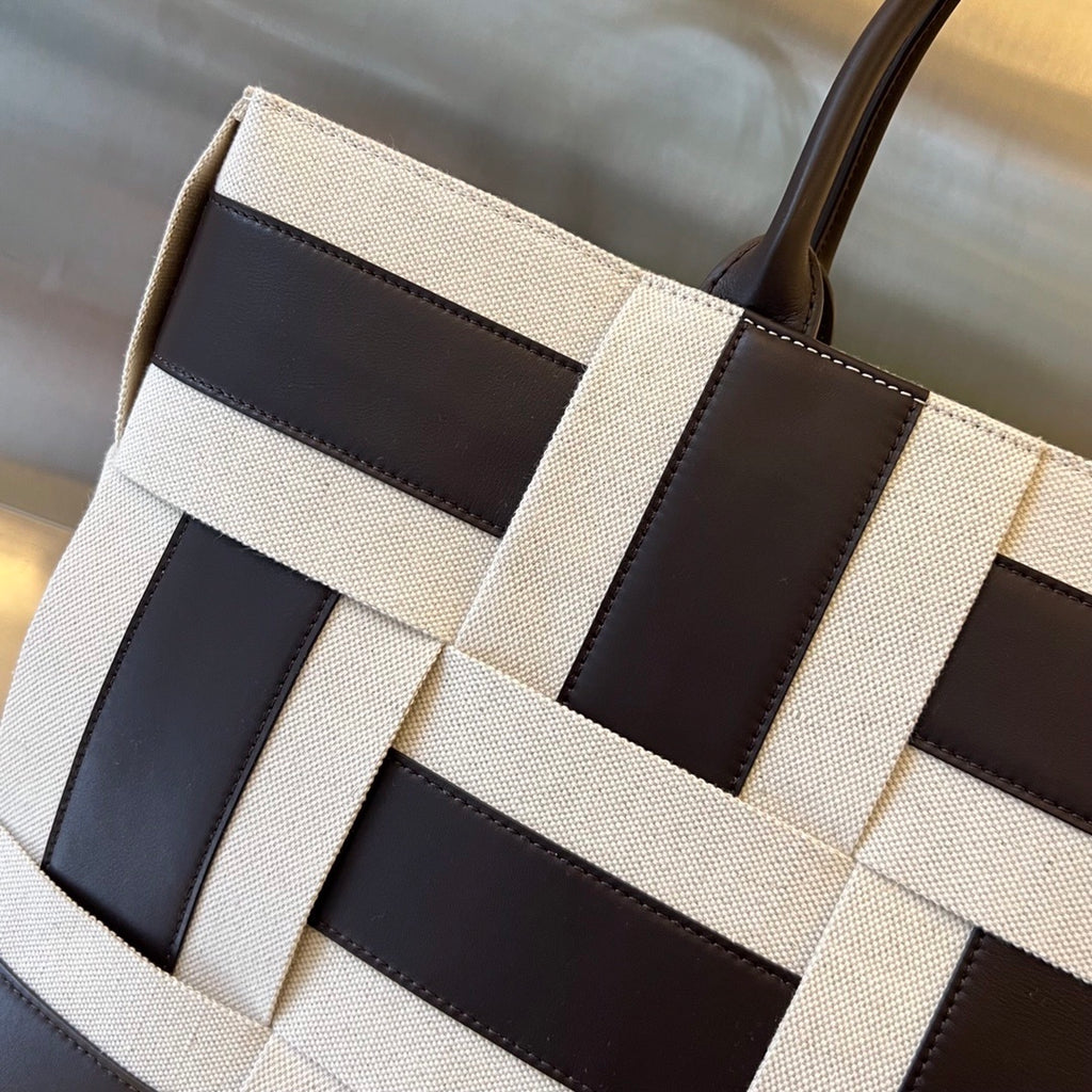 Bottega Veneta Panda Bi-Color Tote Bag
