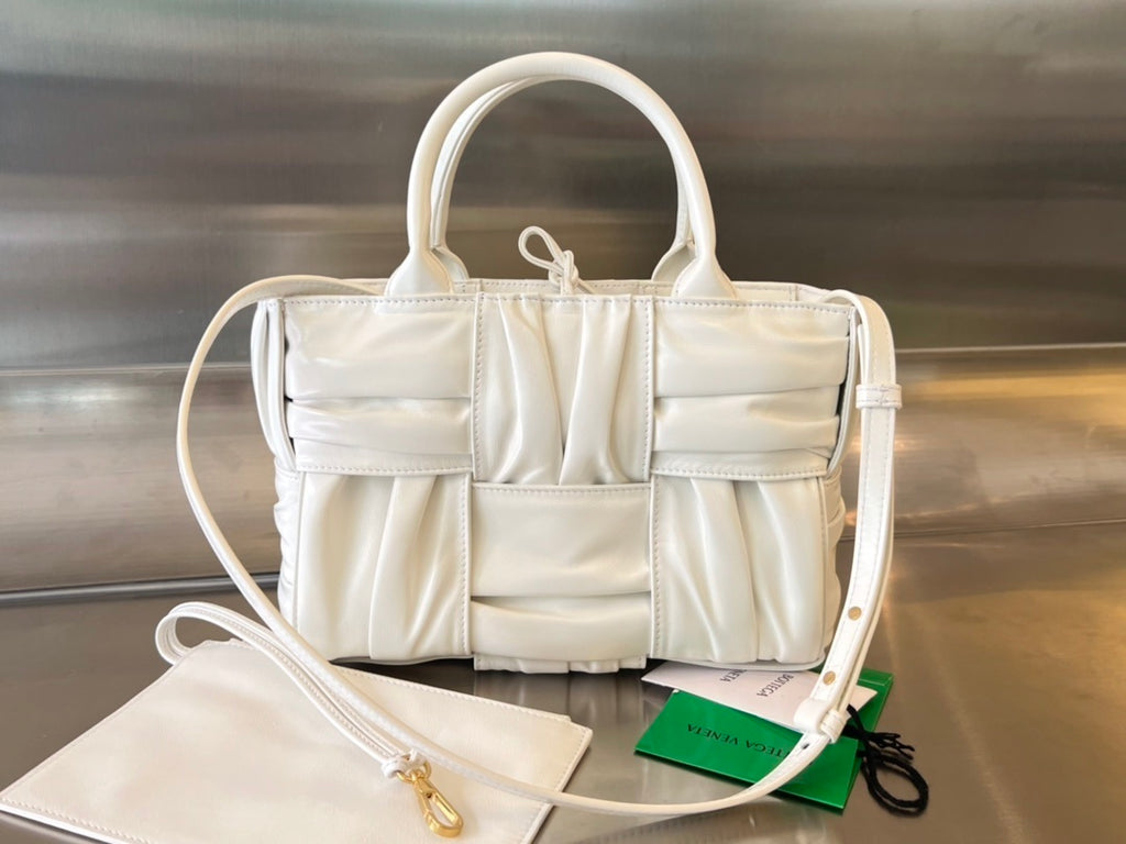 Bottega Veneta Mini Arco Tote