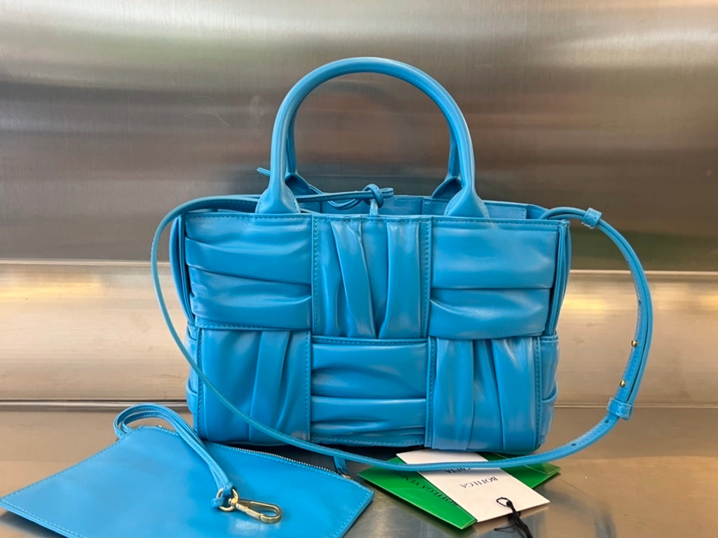 Bottega Veneta Mini Arco Tote