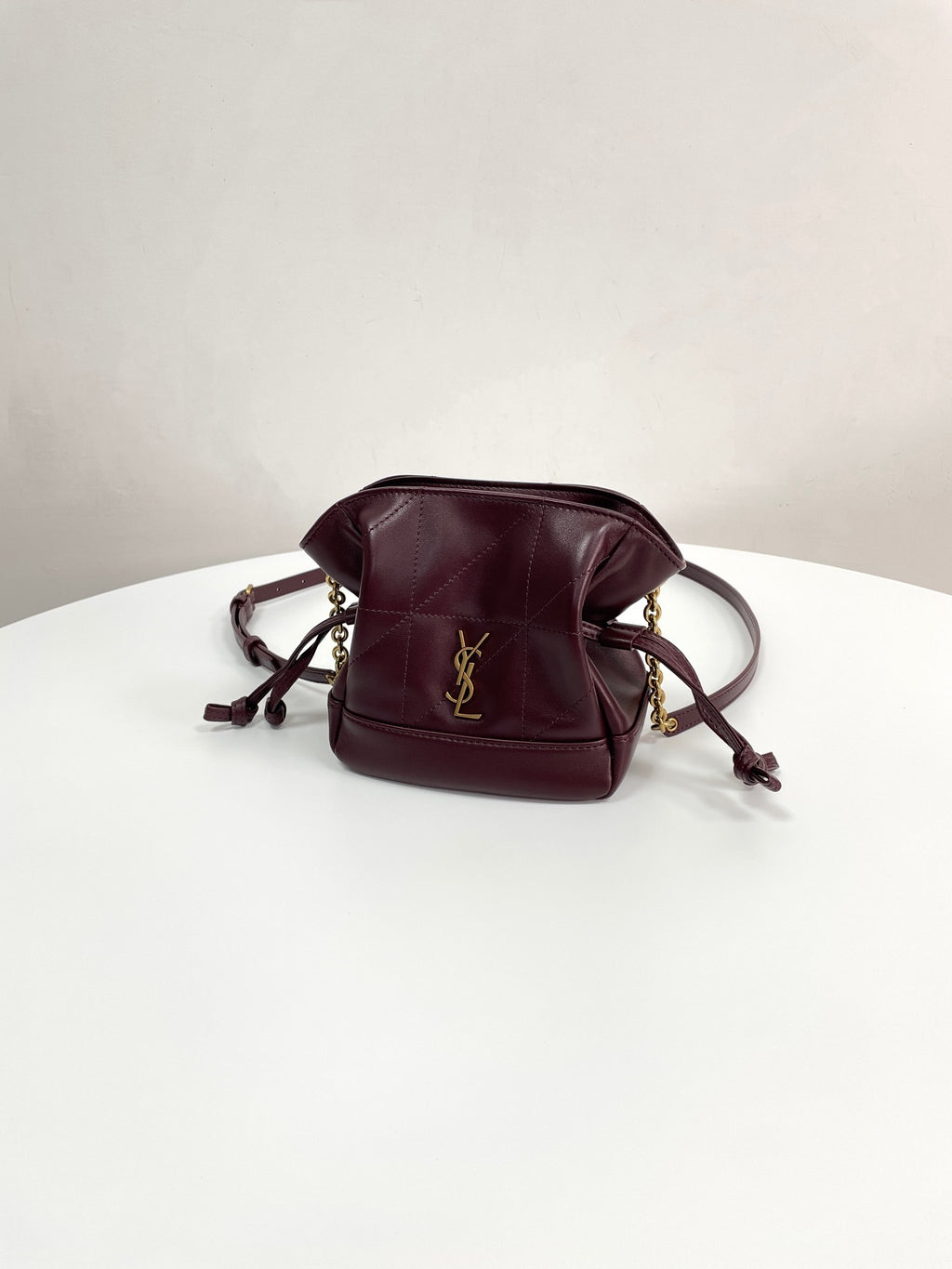 YSL Yves Saint Laurent Jamie 4.3 Pochon Shoulder Bag