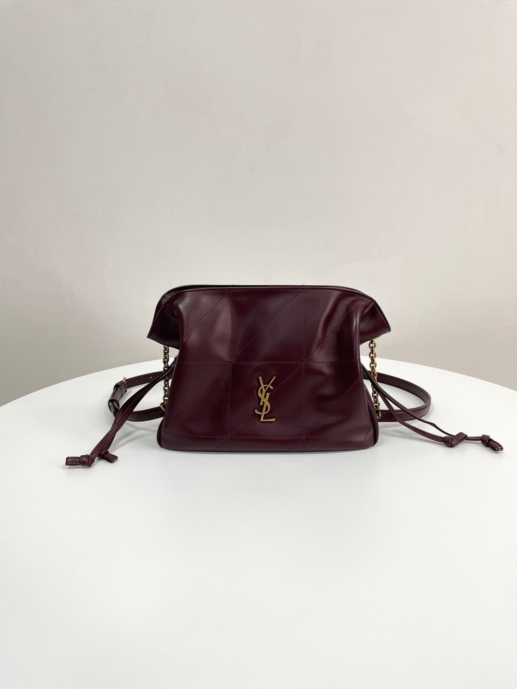 YSL Yves Saint Laurent Jamie 4.3 Pochon Shoulder Bag
