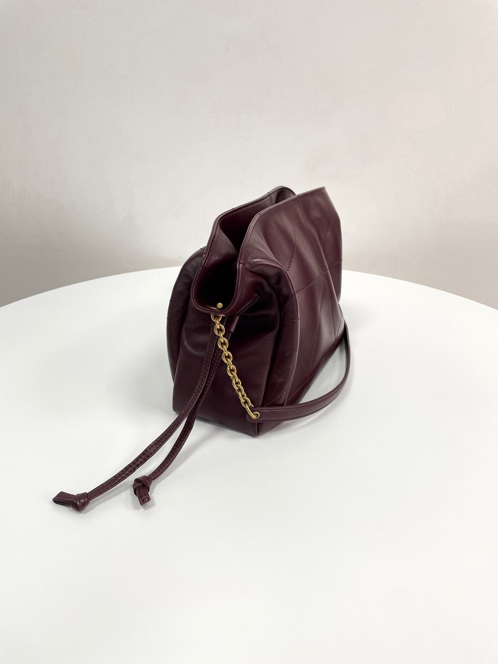 YSL Yves Saint Laurent Jamie 4.3 Pochon Shoulder Bag