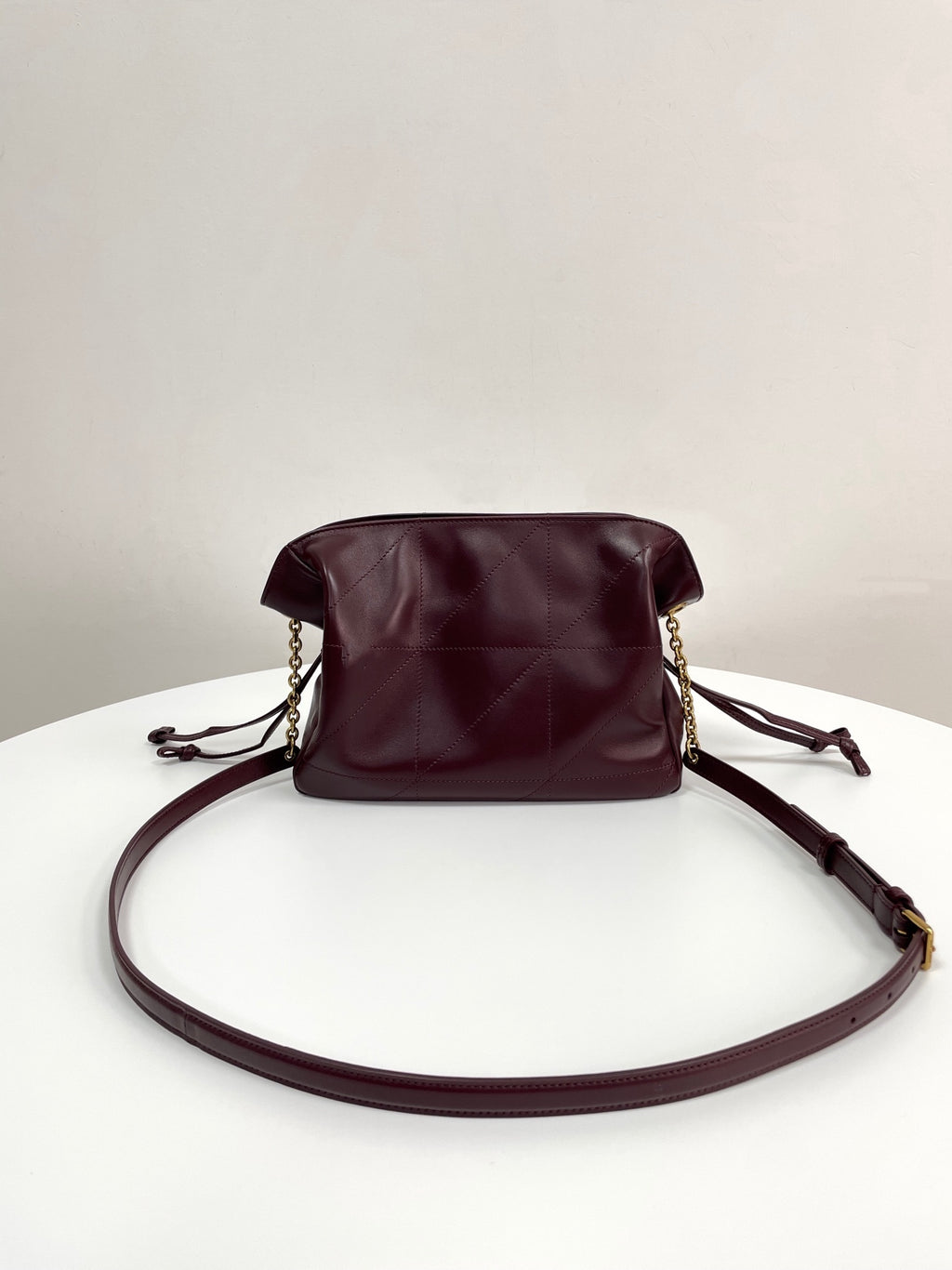 YSL Yves Saint Laurent Jamie 4.3 Pochon Shoulder Bag