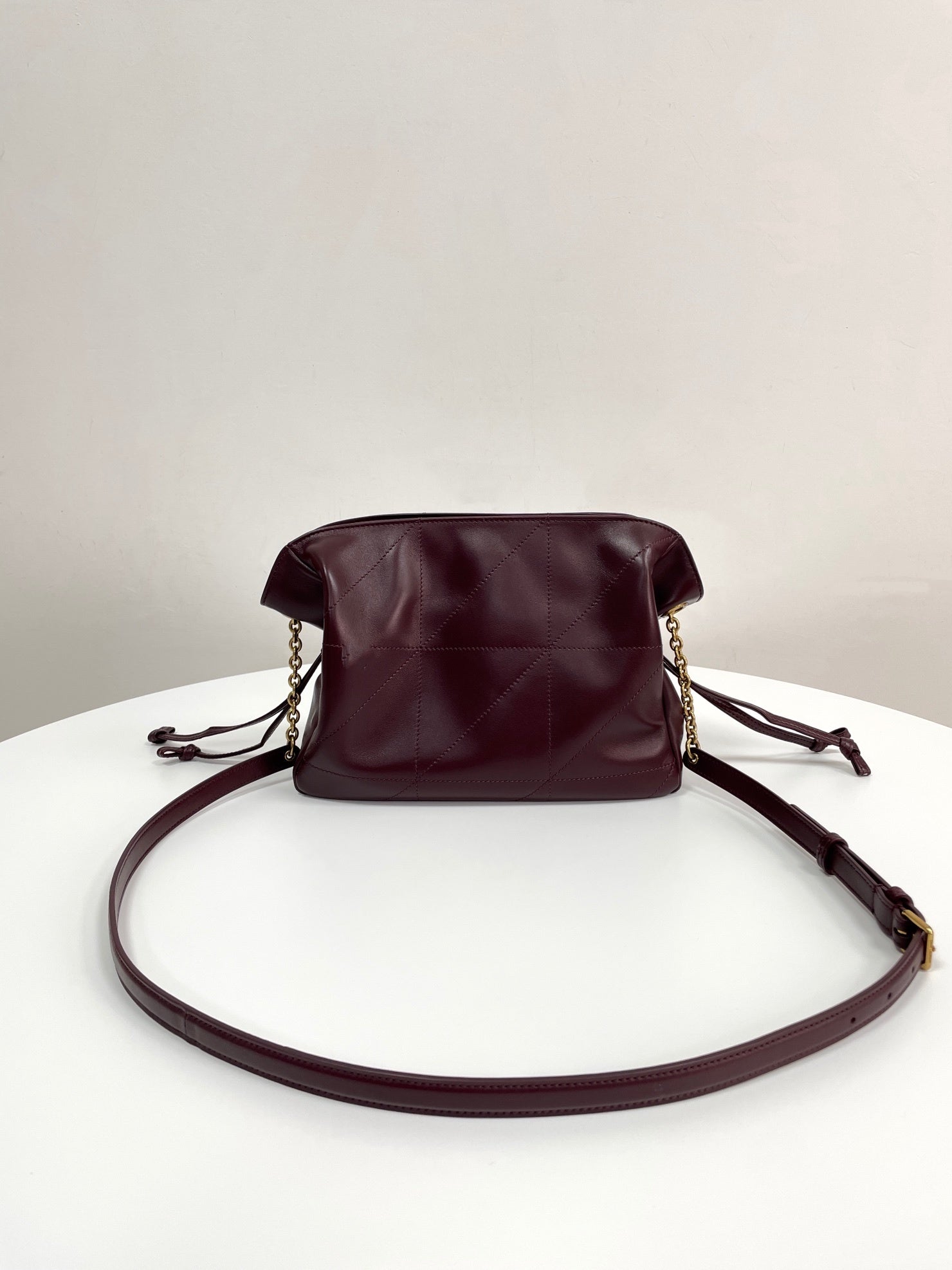 YSL Yves Saint Laurent Jamie 4.3 Pochon Shoulder Bag