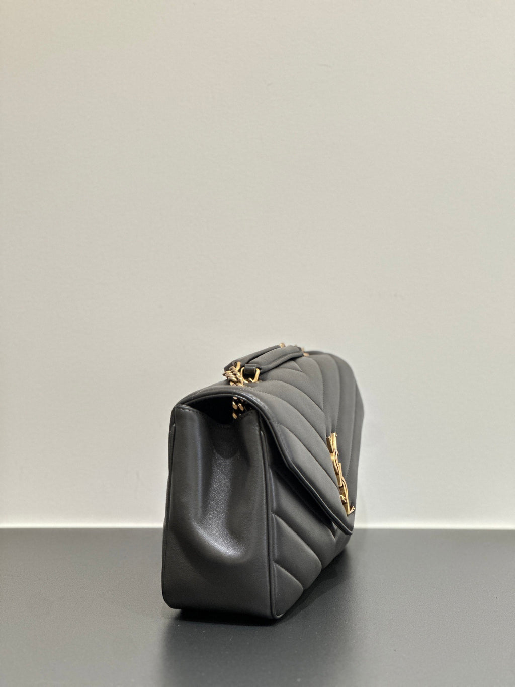 YSL Yves Saint Laurent LOULOU Medium Shoulder Bag
