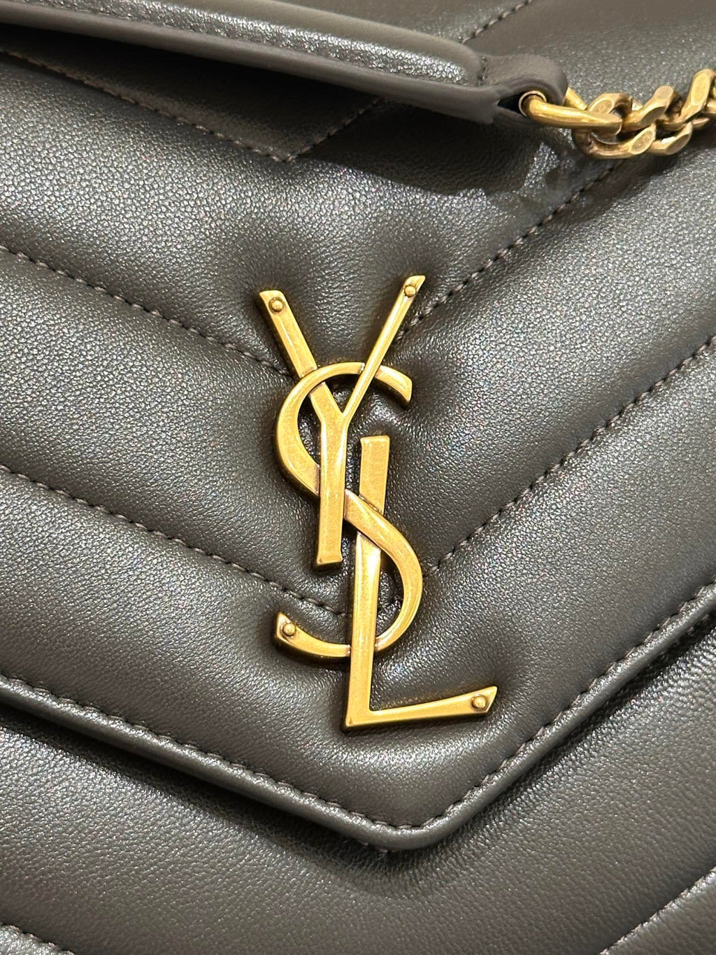 YSL Yves Saint Laurent LOULOU Medium Shoulder Bag
