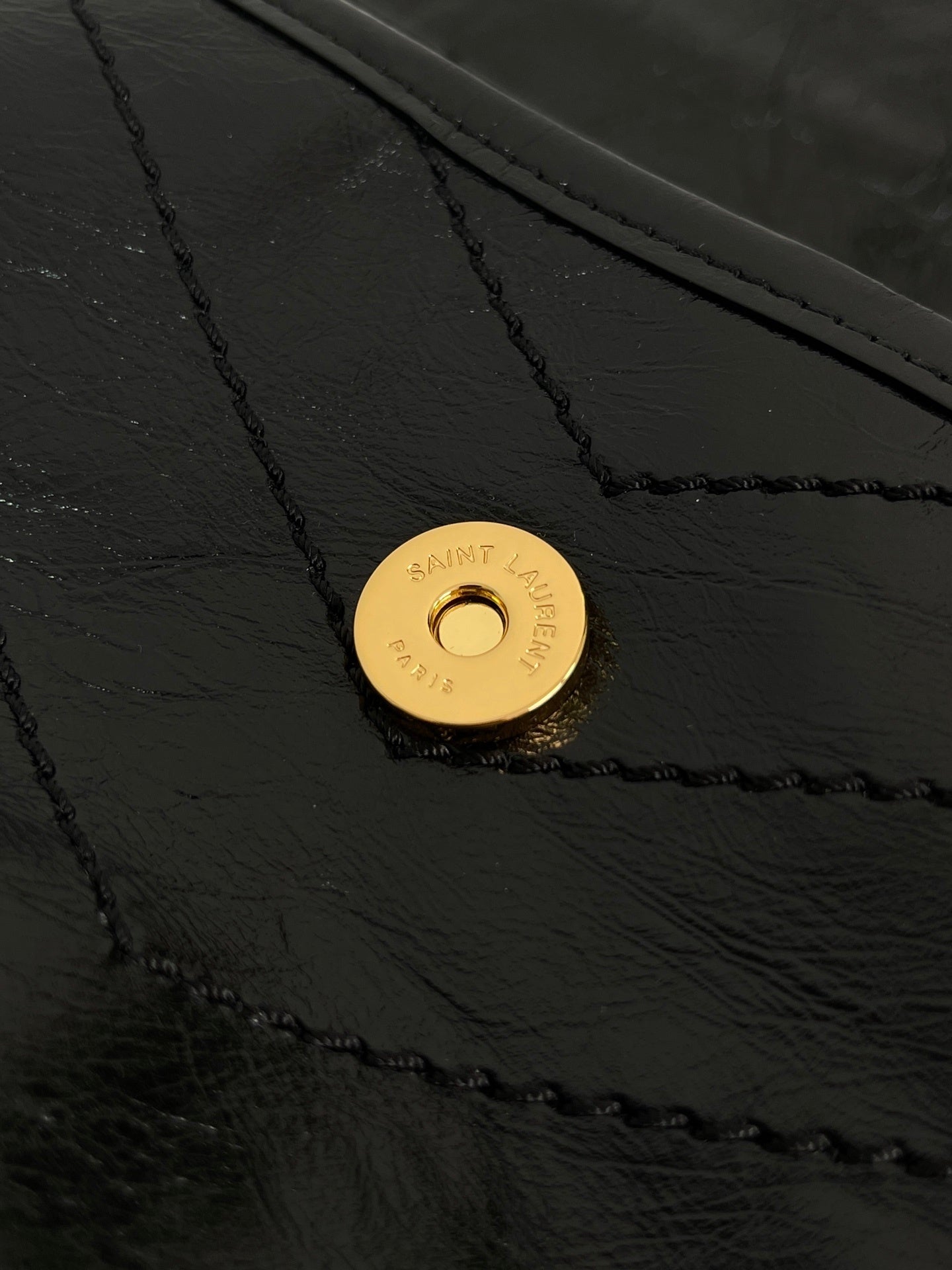 YSL Yves Saint Laurent NIKI Shoulder Bag Medium