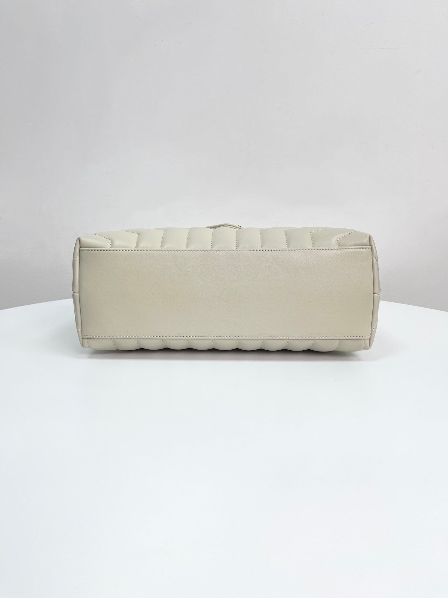 YSL Yves Saint Laurent LOULOU Large Shoulder Bag