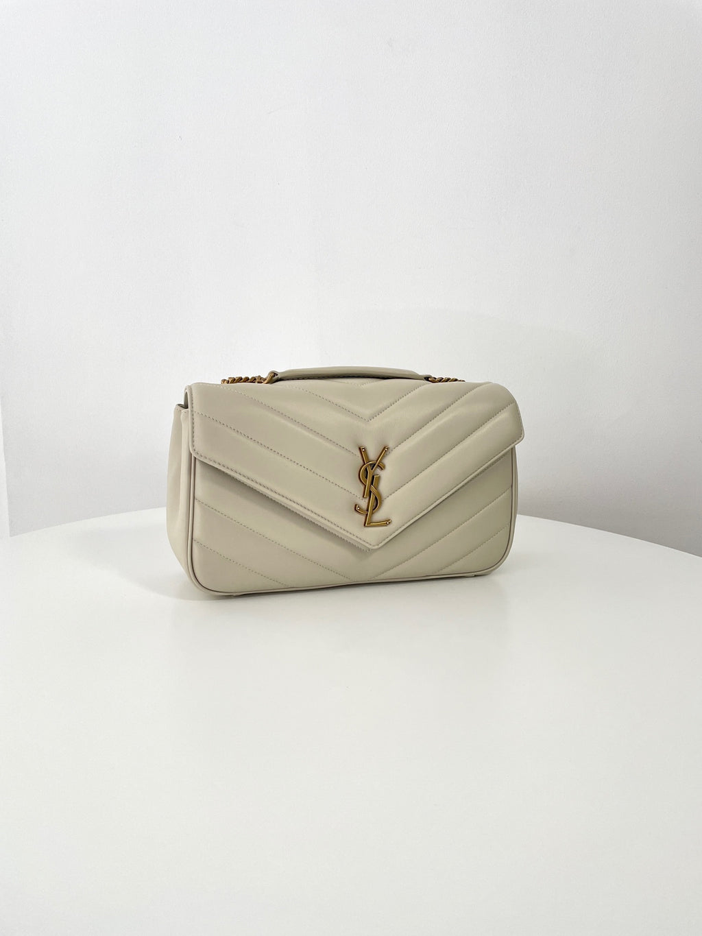 YSL Yves Saint Laurent LOULOU Medium Shoulder Bag