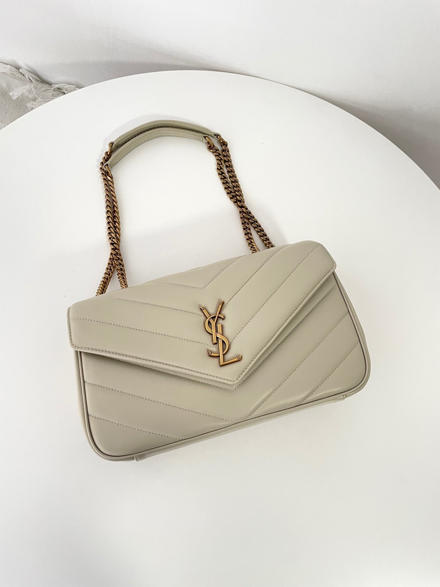 YSL Yves Saint Laurent LOULOU Medium Shoulder Bag