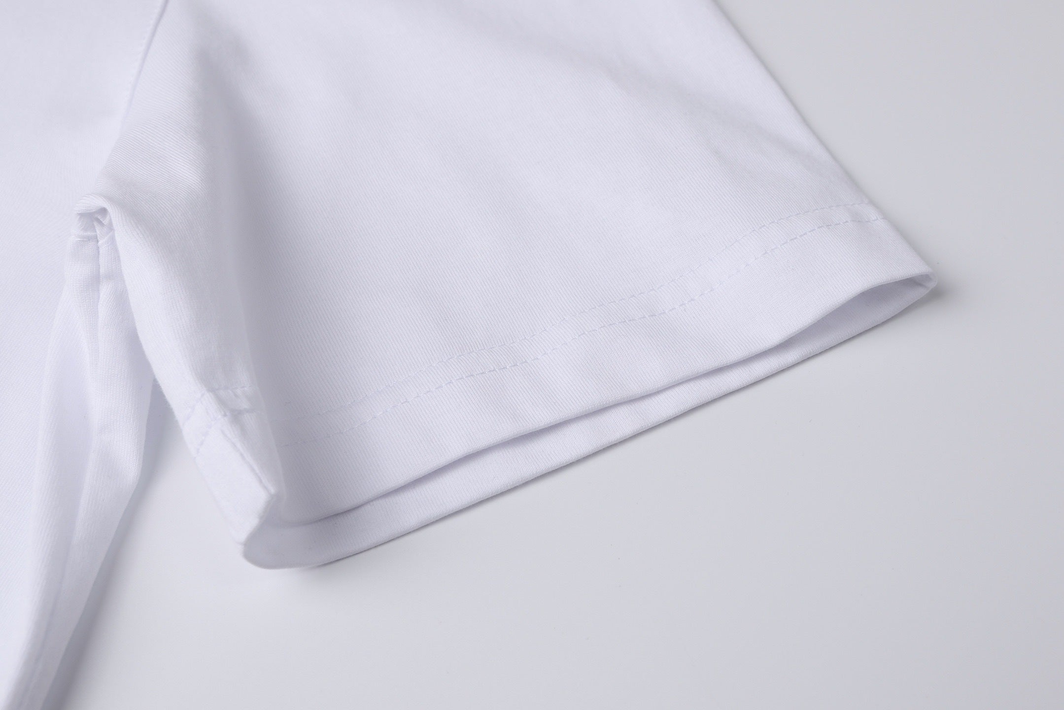 Louis Vuitton Classic Logo Pure Cotton Short-Sleeve T-Shirt
