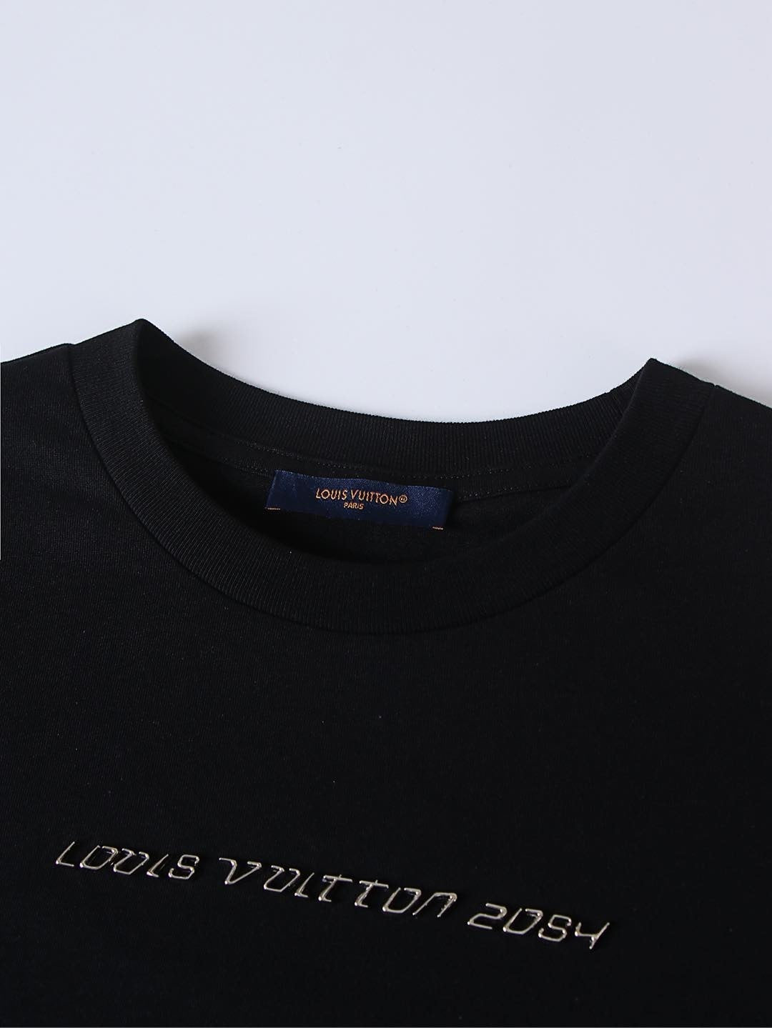 Louis Vuitton Classic Hardware-Embellished Crew Neck Short-Sleeve T-Shirt