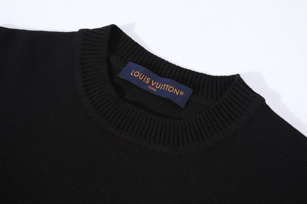 Louis Vuitton Solid Color Crew Neck Short Sleeve T-Shirt with Logo on Chest