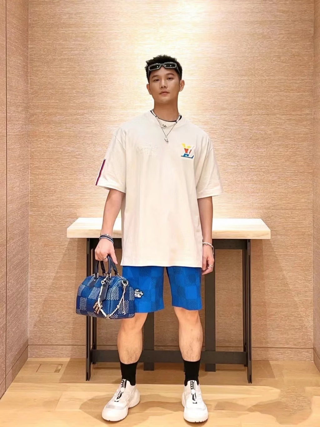 Louis Vuitton Embroidered Crew Neck Casual Short-Sleeve T-Shirt
