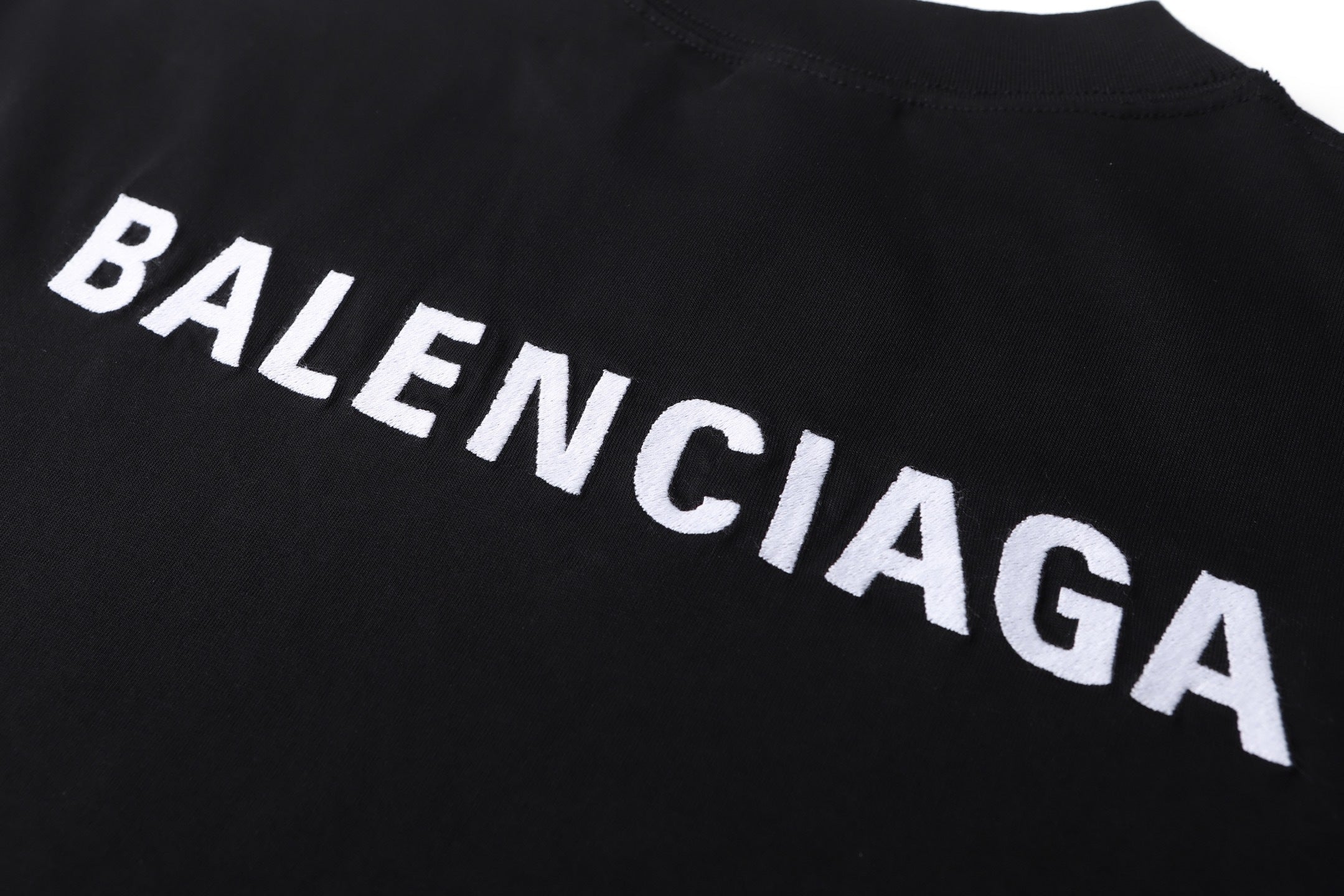 Balenciaga 26SS Embroidered Crew Neck Pullover T-Shirt