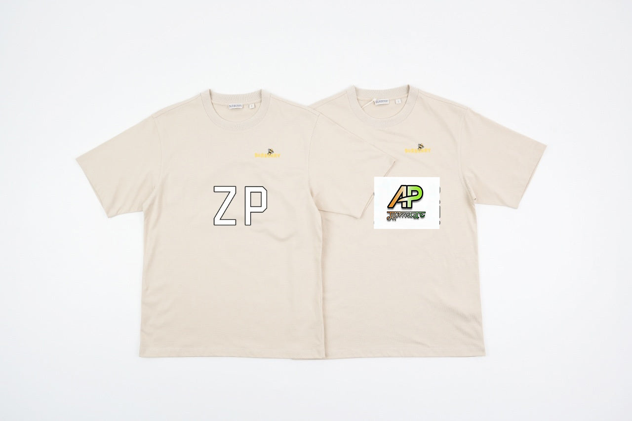 Burberry Bee Motif Lettering Logo Crew Neck T-Shirt