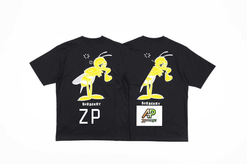 Burberry Bee Motif Lettering Logo Crew Neck T-Shirt