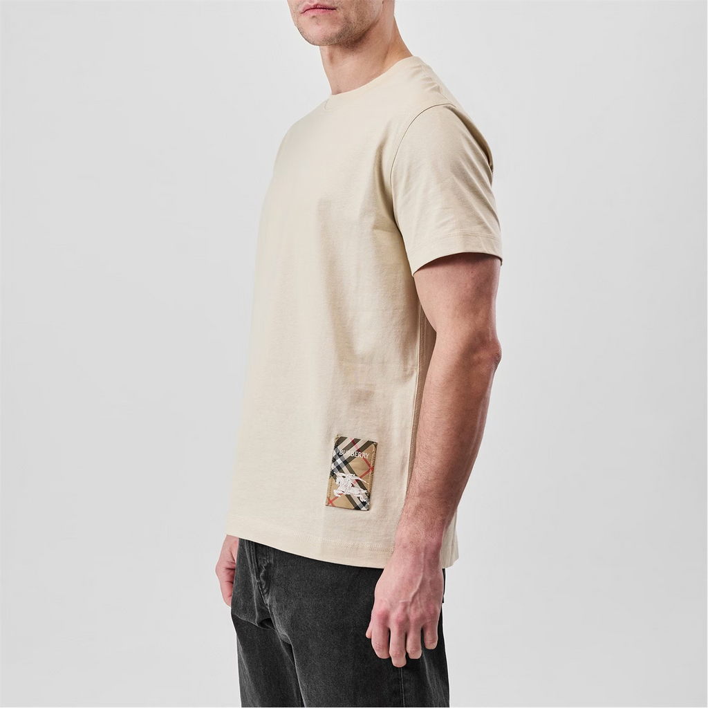 Burberry Heavy Attack 2025 Spring Knight Tag T-Shirt