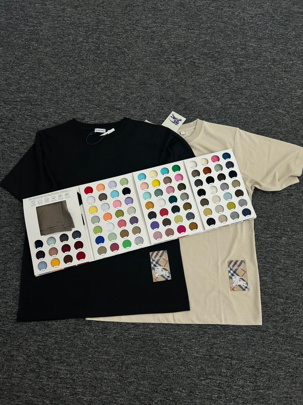 Burberry Heavy Attack 2025 Spring Knight Tag T-Shirt