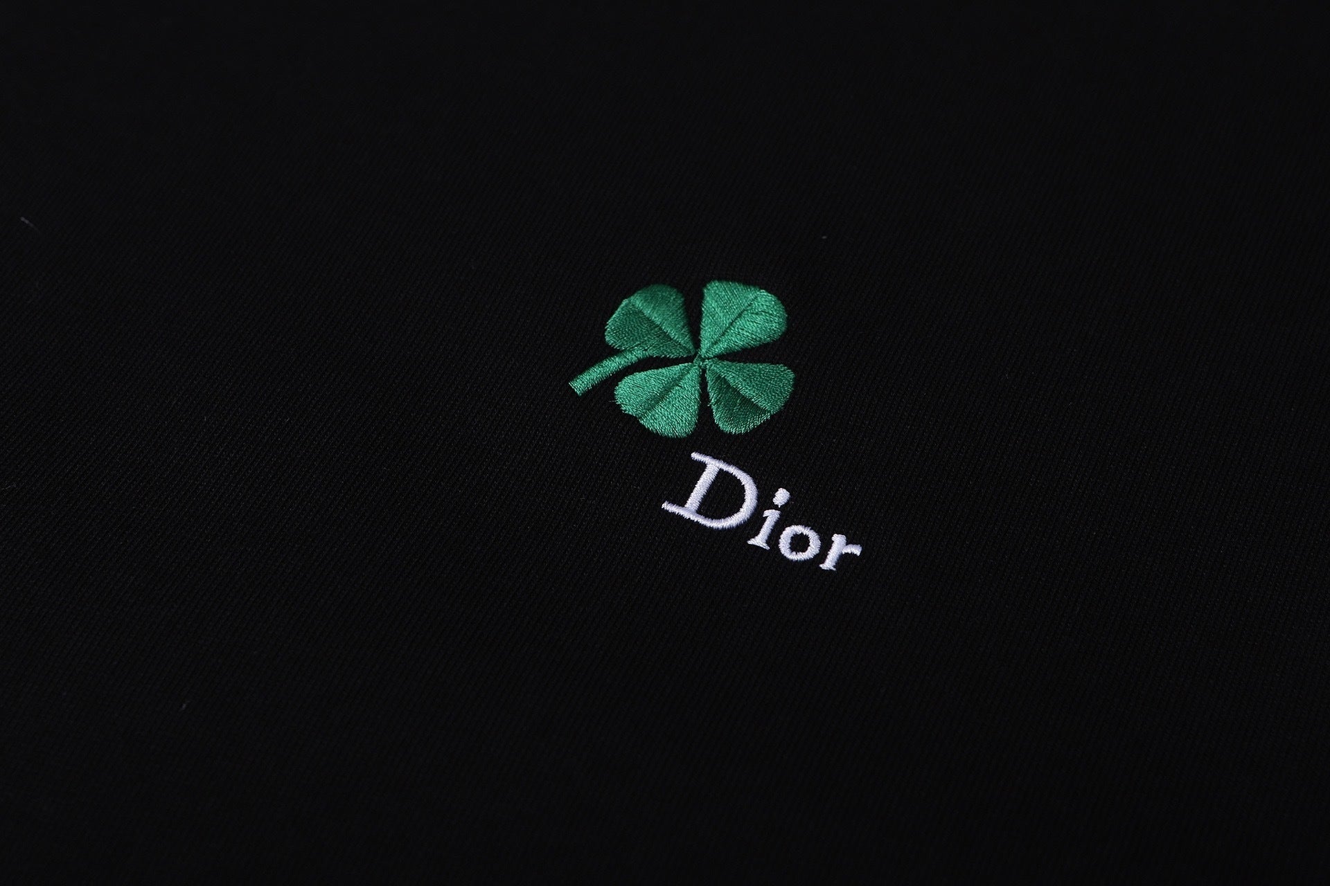 Burberry 26SS Four-Leaf Clover Embroidered Cotton T-Shirt