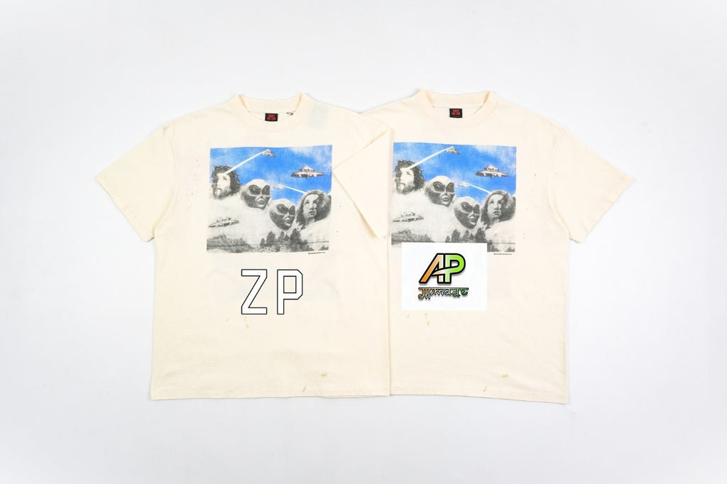 SAINT MXXXXXX Alien Crisis Print Short-Sleeve T-Shirt