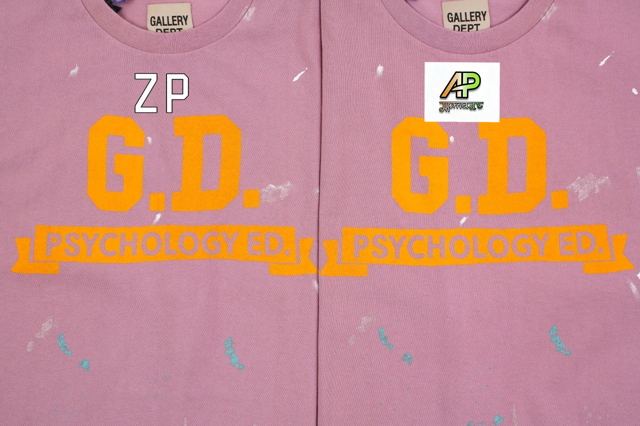 GALLERY DEPT. Scroll English Letter Print T-Shirt