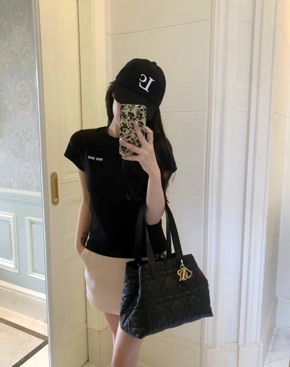 Miu Miu 25SS Classic Embroidered Logo Letter T-Shirt