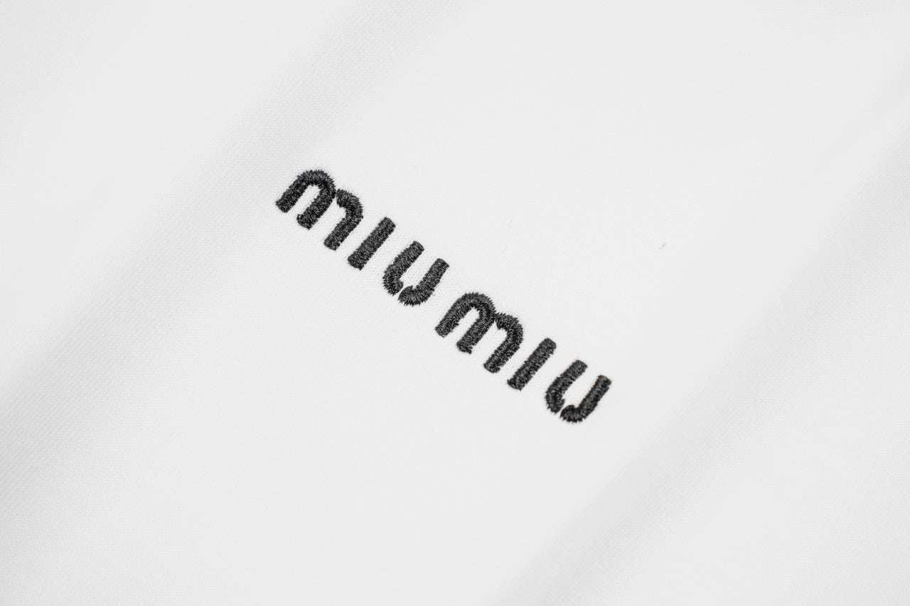 Miu Miu 25SS Classic Embroidered Logo Letter T-Shirt