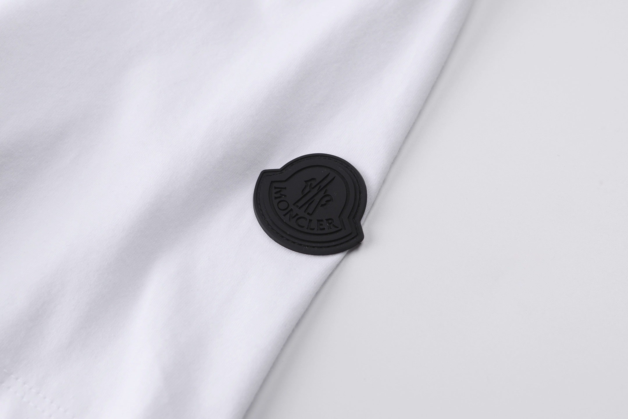 Moncler 26SS Plastisol Print Crew Neck Short-Sleeve T-Shirt
