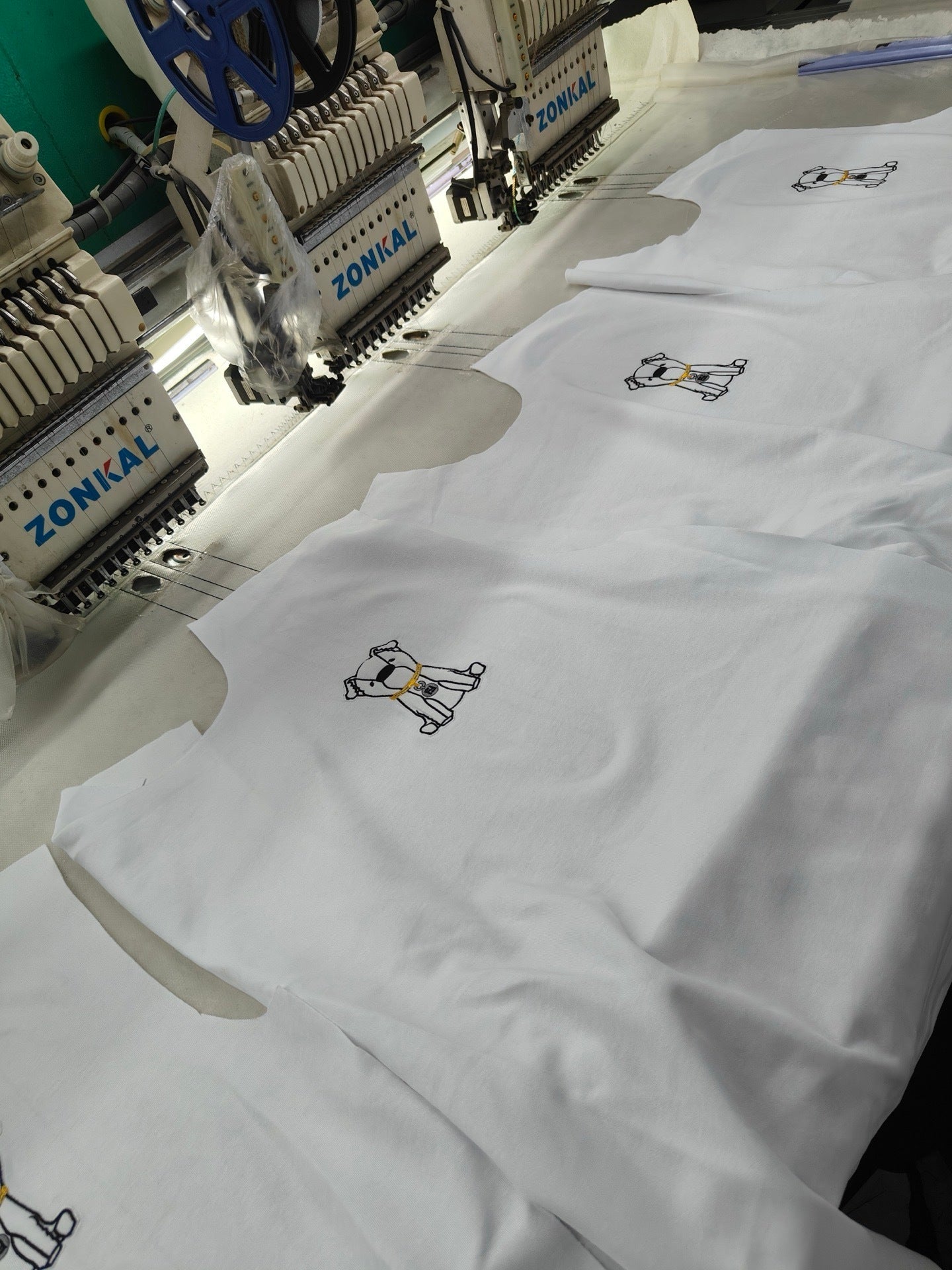 Fendi Cartoon Dog Appliqué Embroidered Short-Sleeve T-Shirt