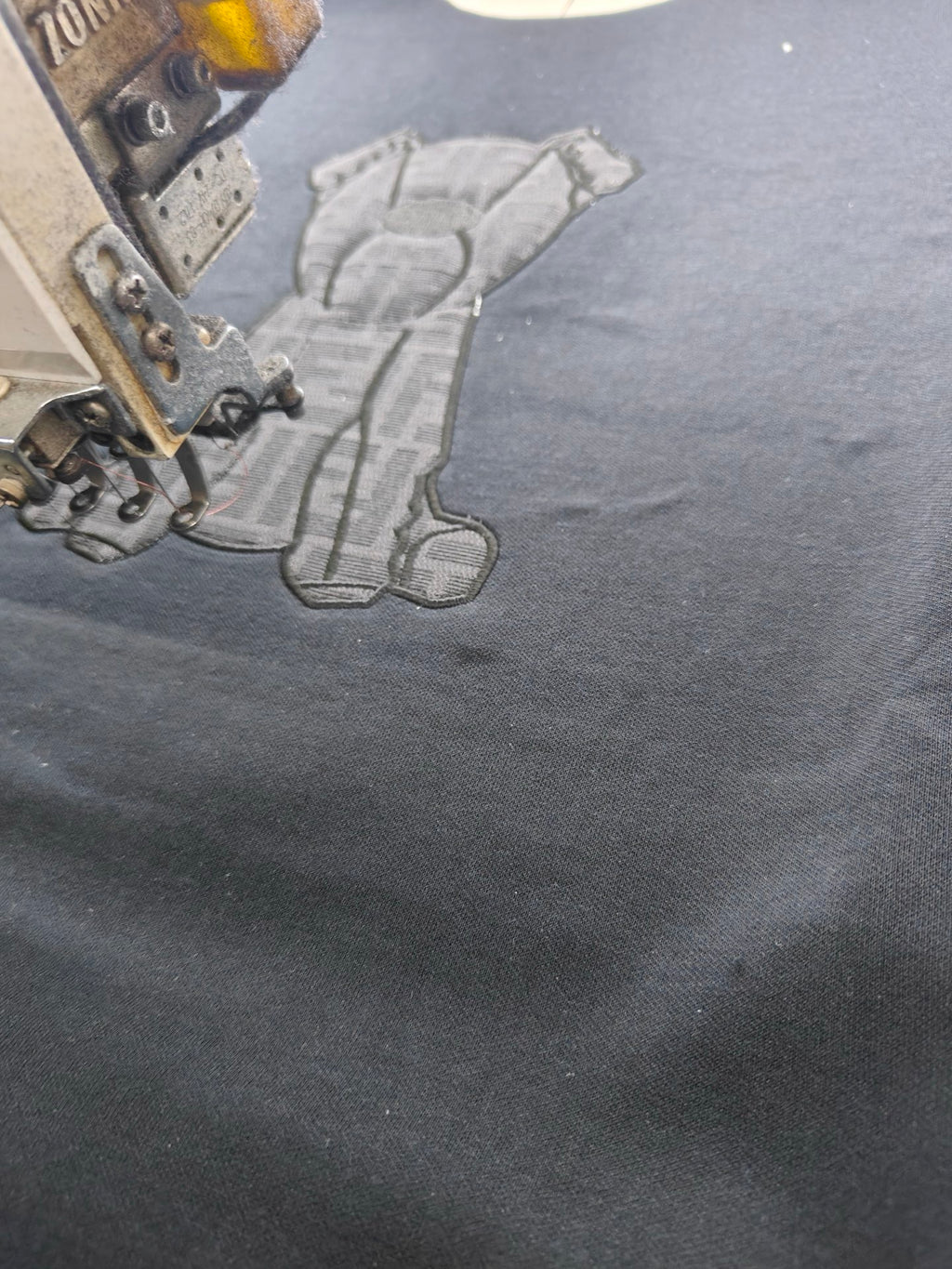 Fendi Puppy Appliqué Embroidered Short-Sleeve T-Shirt