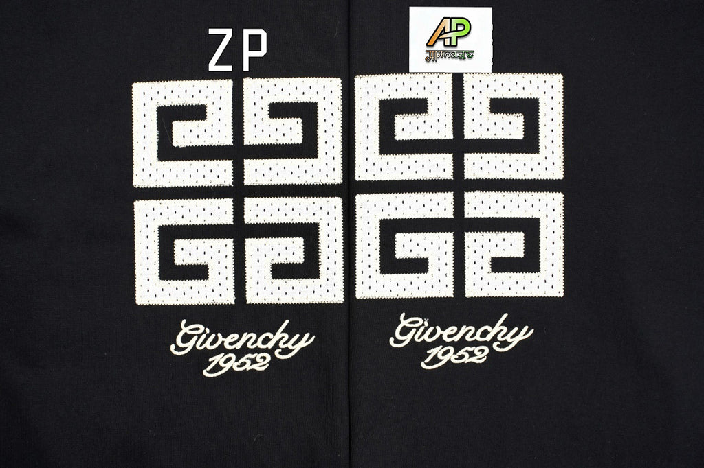 Givenchy 4G Mesh Patch Embroidered T-Shirt