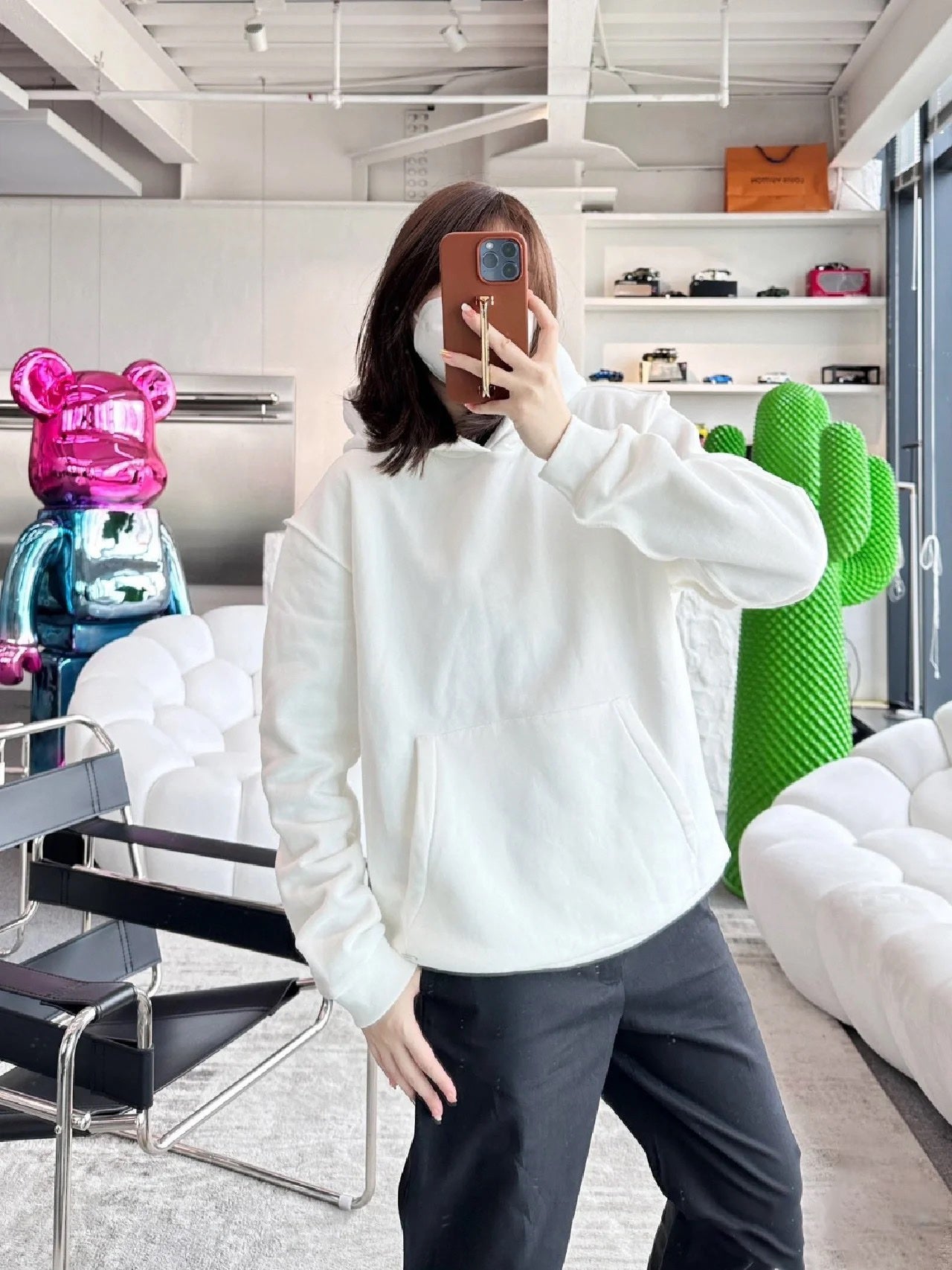 Louis Vuitton Solid Color Long-Sleeved Pullover Hoodie