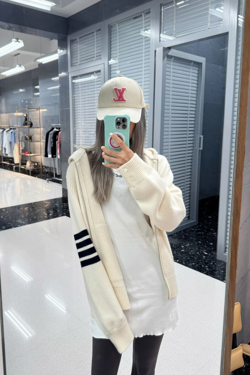 Thom Browne Puppy Intarsia Wool Knit Sweater