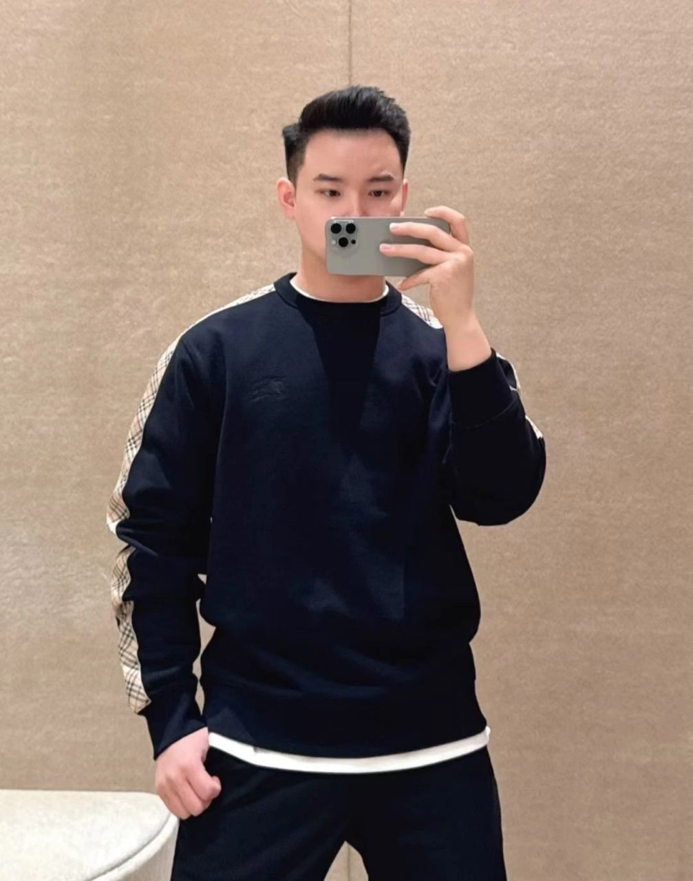 Burberry Ribbed Black Sweatshirt