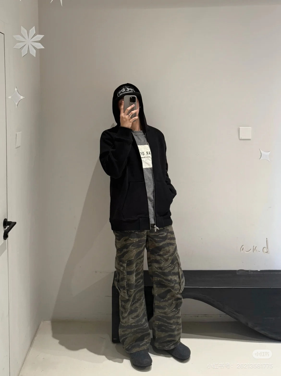 Chrome Hearts 25SS Solid Color Hooded Sweatshirt with Embroidered Letter