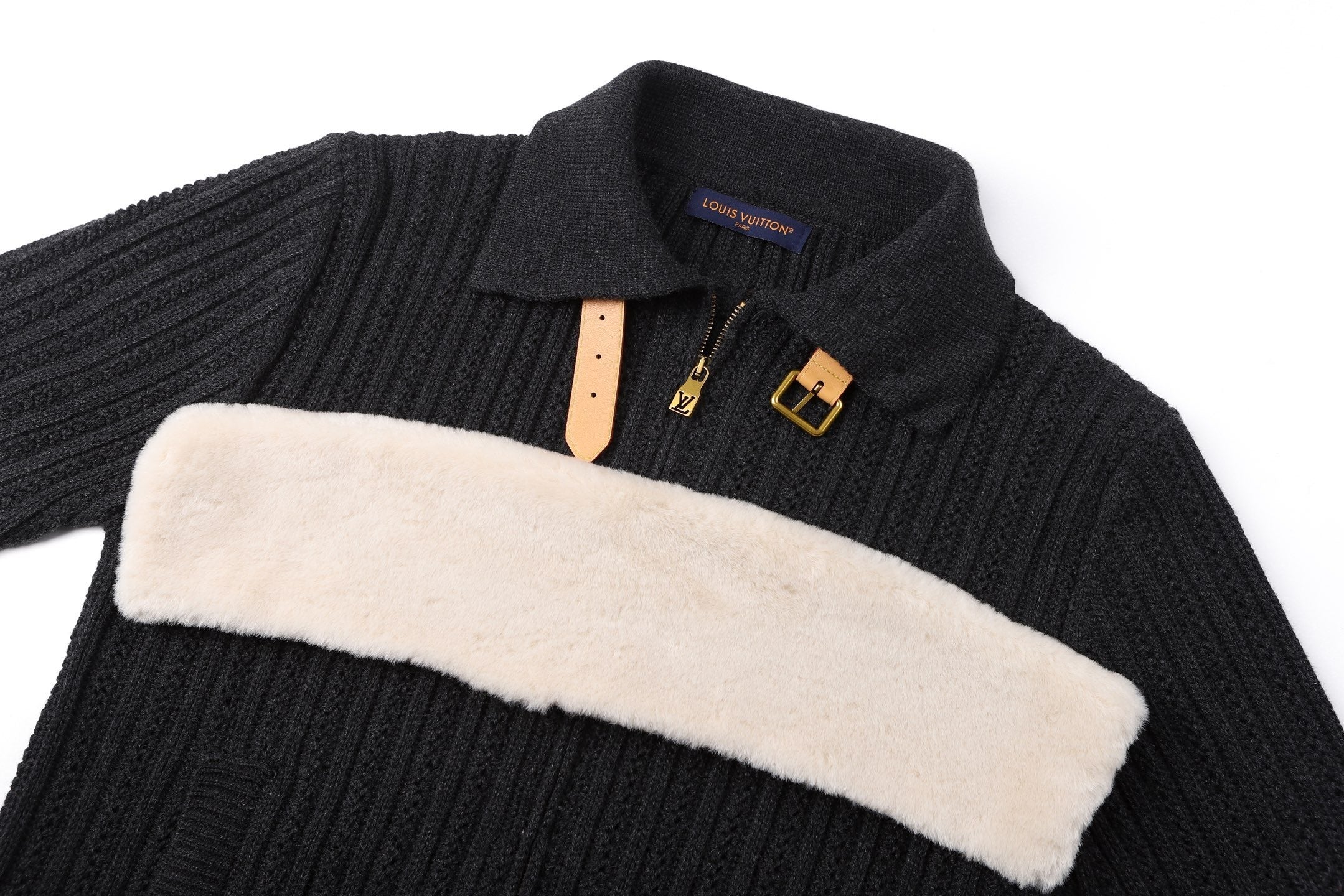 Louis Vuitton Cashmere and Wool Blend Jacket with Fur Collar and Waist
