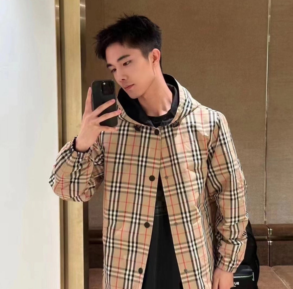 Burberry Plaid Reversible Hooded Jacket Zipper