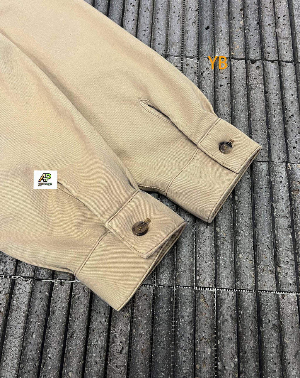 Miu Miu Solid Color Lapel Zip-Up Logo Long-Sleeved Jacket