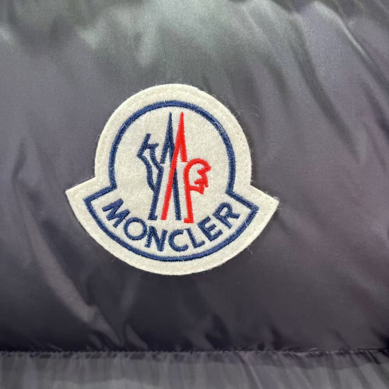 Moncler Stand-Up Collar Oversized Lightweight Down Jacket