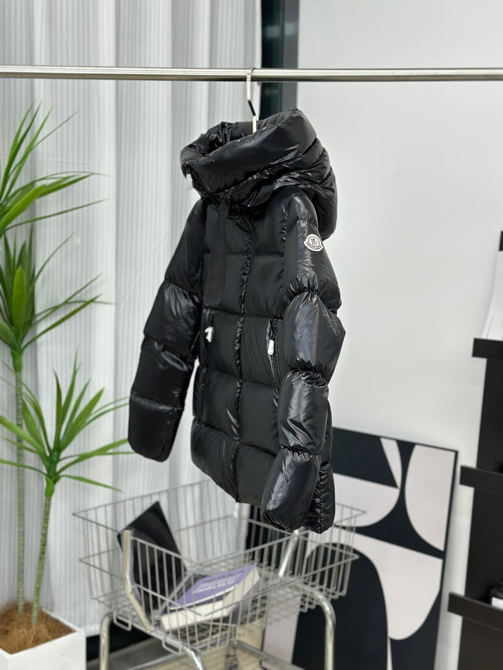 Moncler Hooded Short Down Jacket