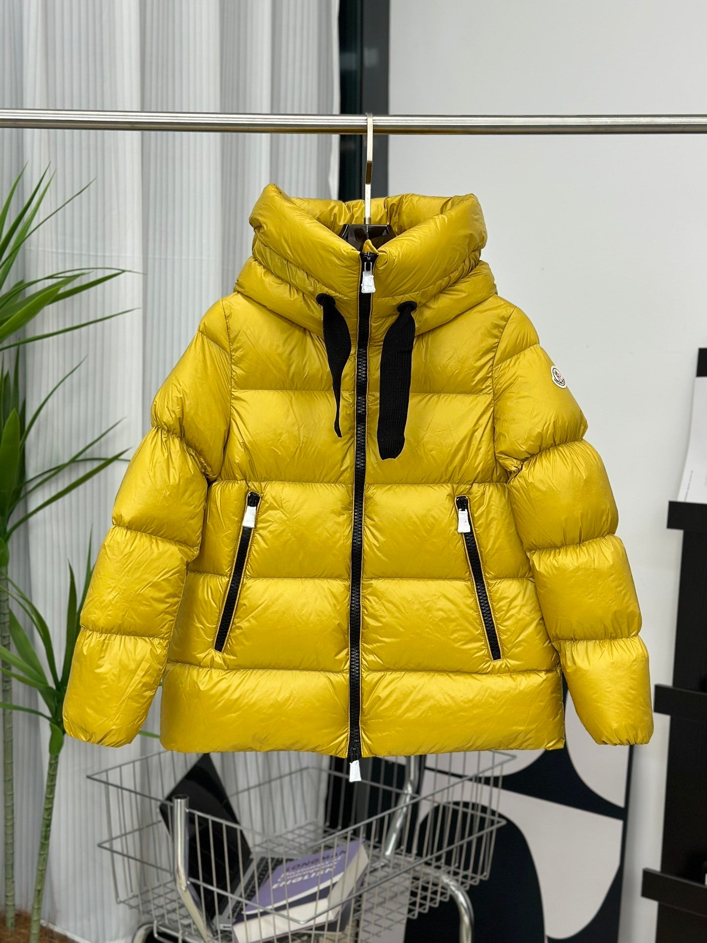 Moncler Hooded Short Down Jacket
