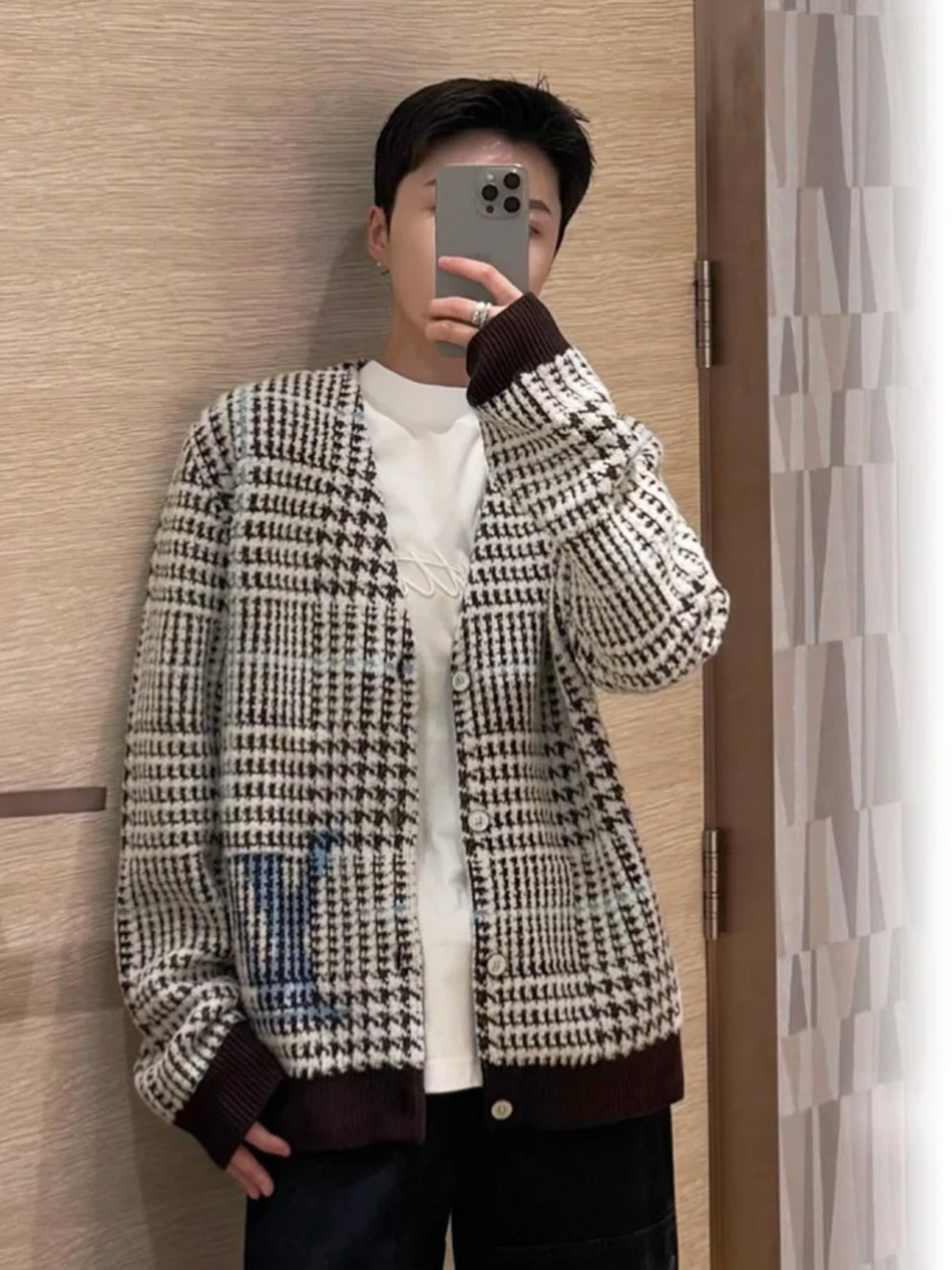 Louis Vuitton Plaid V-neck Cardigan Long-sleeved Sweater