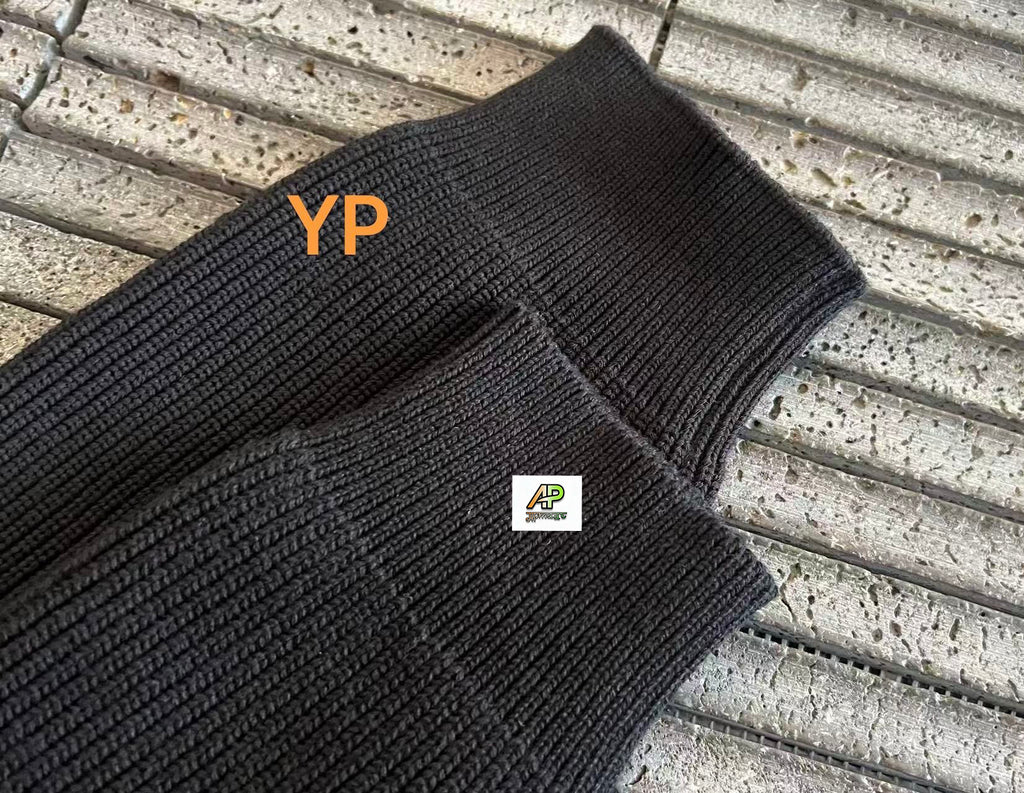 Louis Vuitton Gold Thorn Silk Cardigan