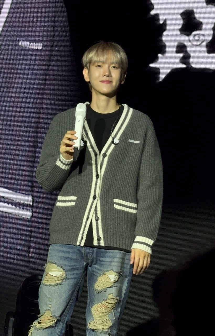 Miu Miu Small Label Gray & White Placket Cardigan