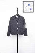 Thom Browne K53 Four-Stripe Wool Crew Neck Sweater – Elegant Gray