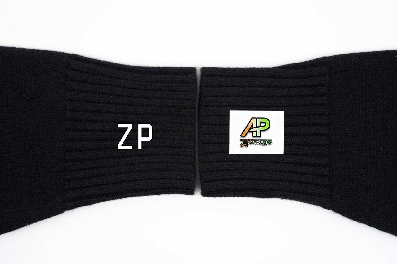 Ami Paris Heart-Patterned Jacquard Crew Neck Sweater Khaki White